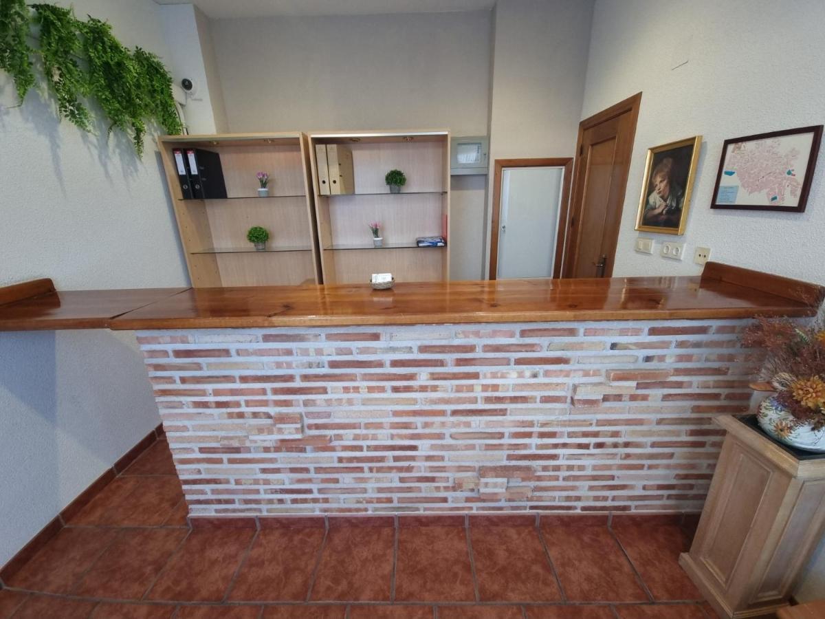 Hostal Casa Fran La Pueblanueva Luaran gambar